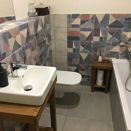 Nadmorski Apartament Homestay *
